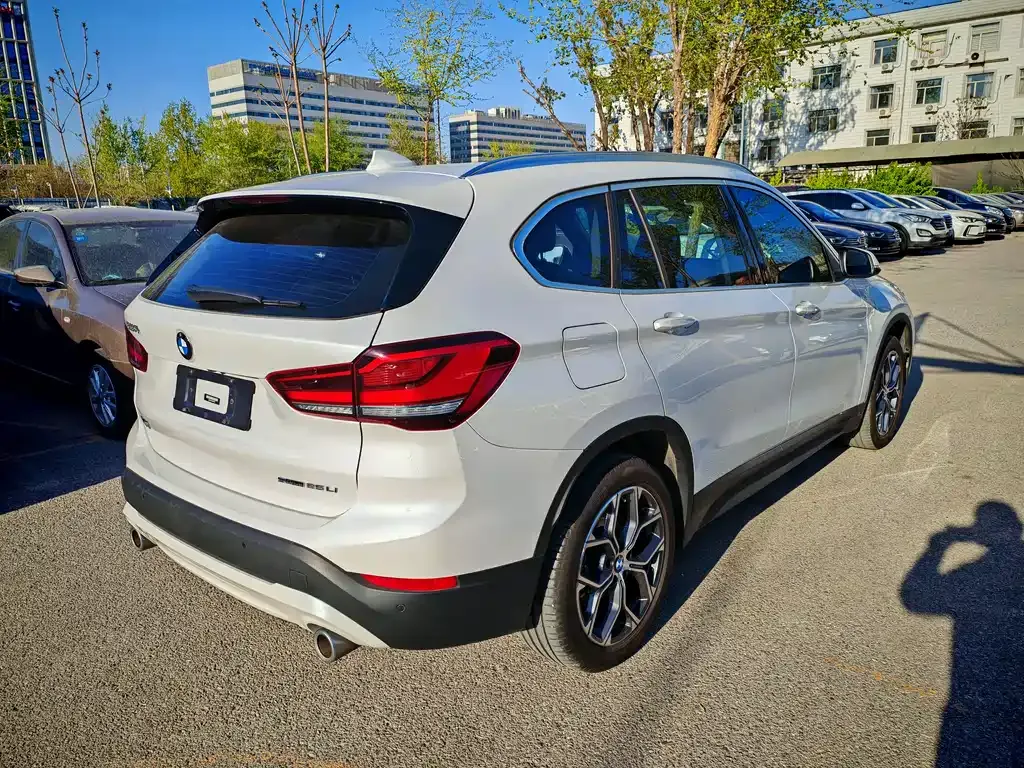 BMW X1 — фото 4
