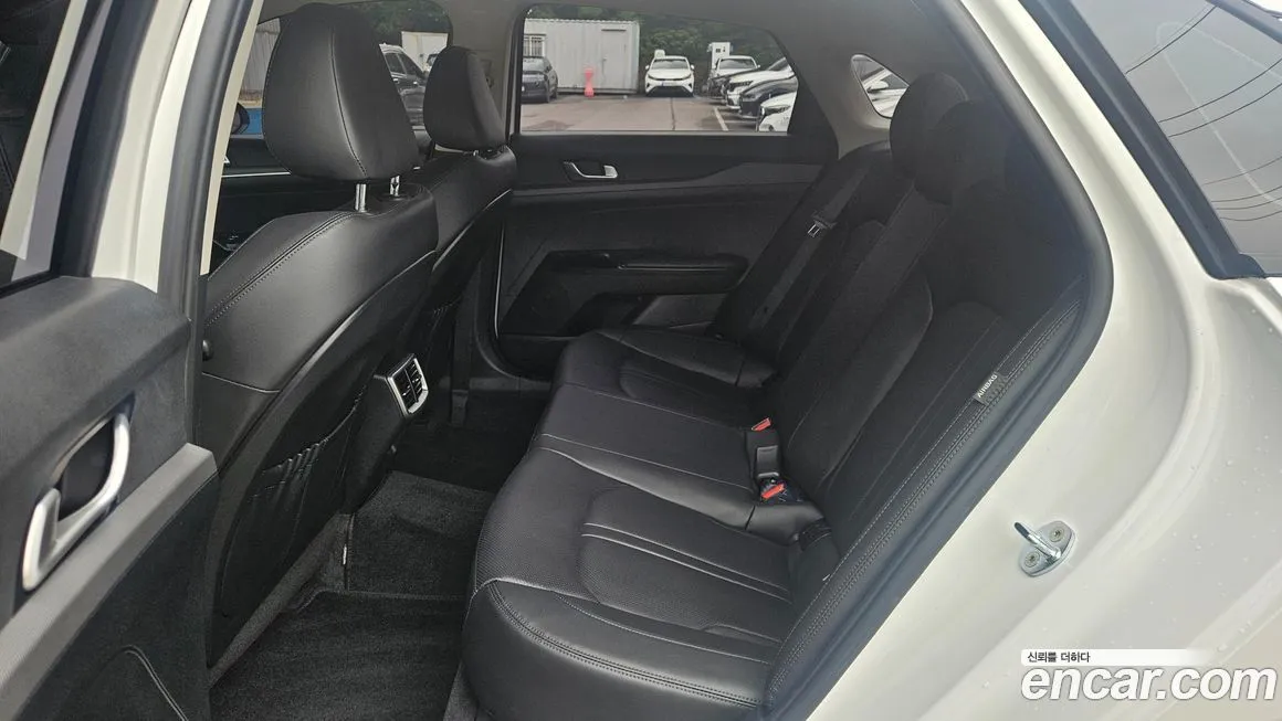Kia K5 2022 из KR, фото 2
