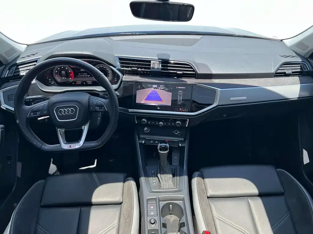 Audi Q3 Sportback — фото 4