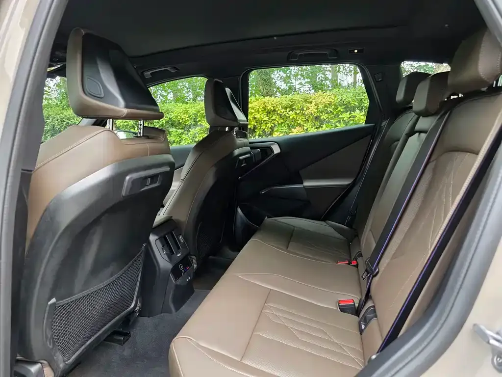 BMW X3 M50 2025 из CN, фото 4