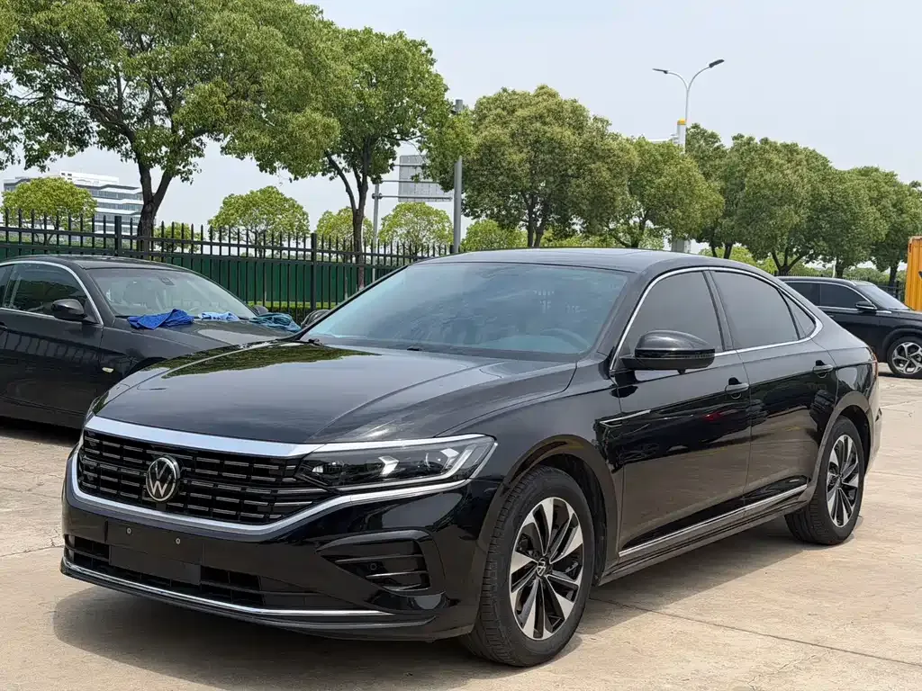 Volkswagen Passat — фото 6