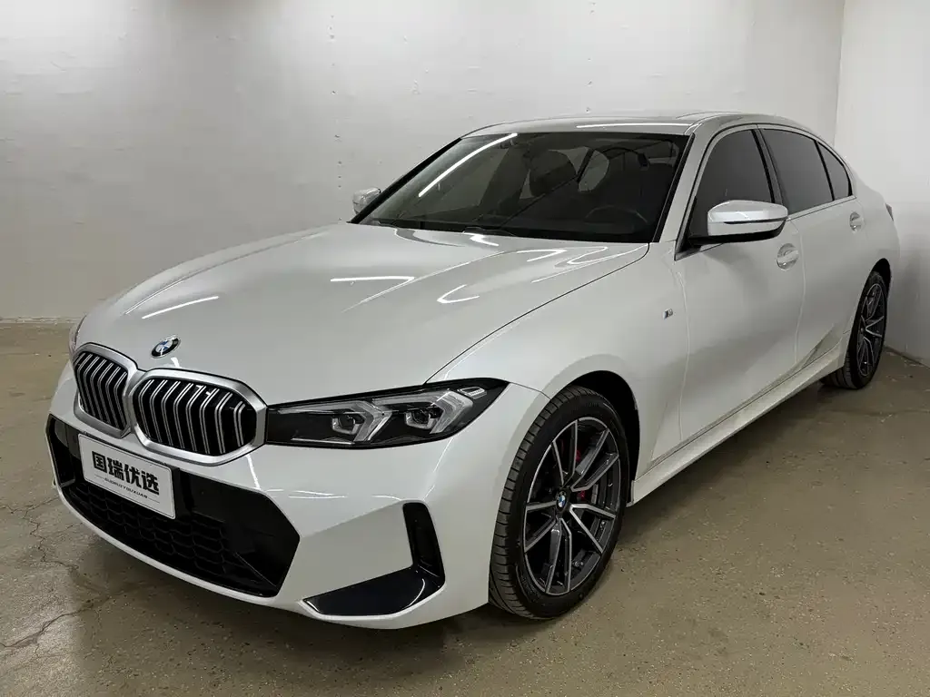 BMW 3 Series — фото 1