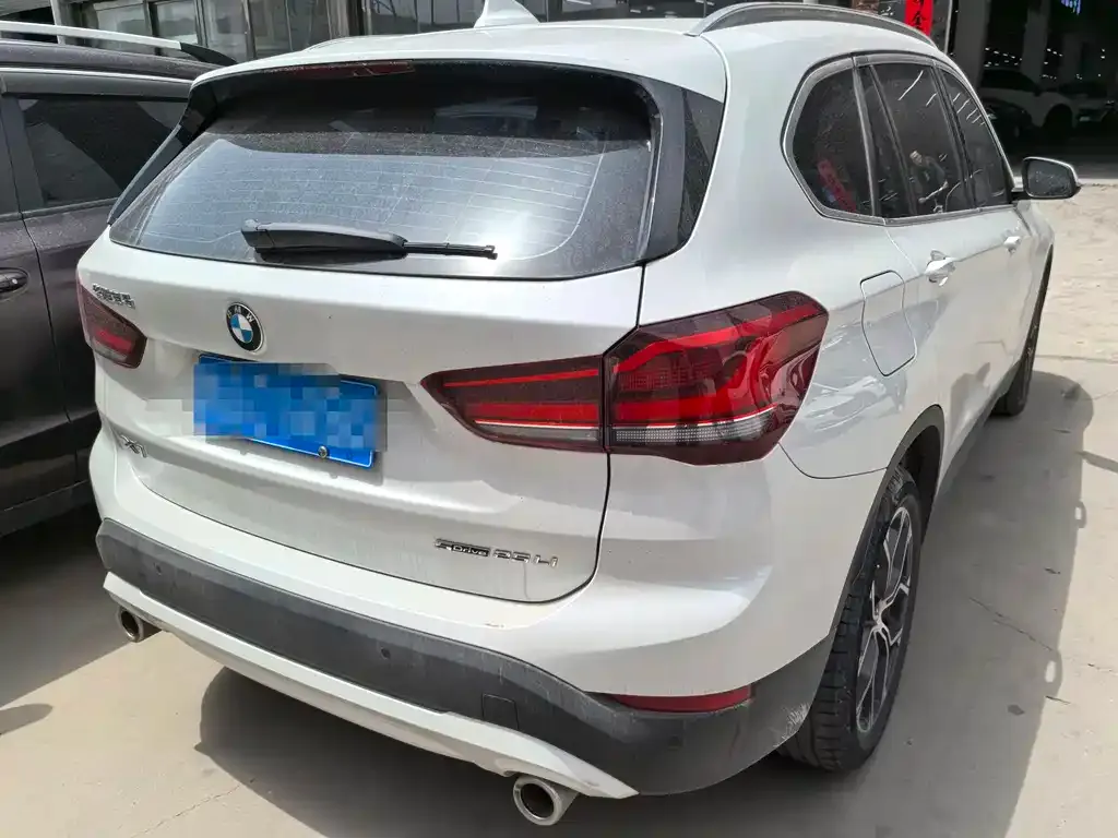 BMW X1 — фото 3
