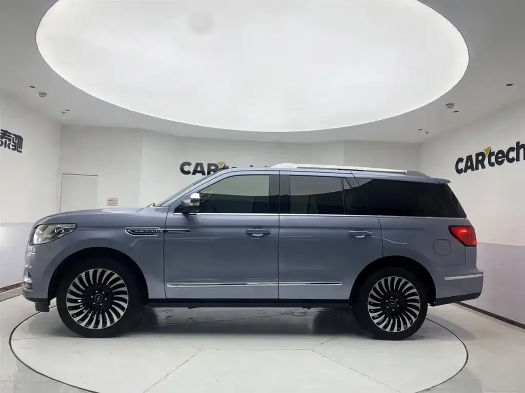 Lincoln Navigator 2023 из CN, фото 6