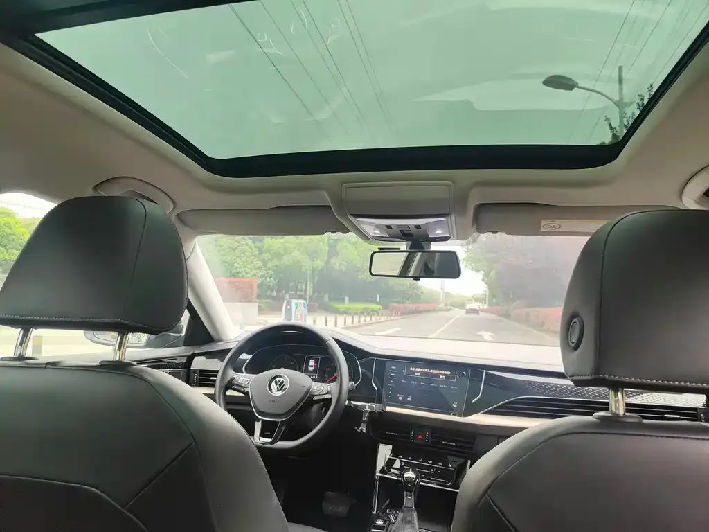 Volkswagen Passat New Energy 2022 из CN, фото 3