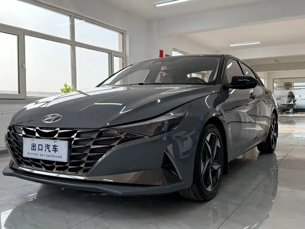 Hyundai Elantra 2022 из CN, фото 1