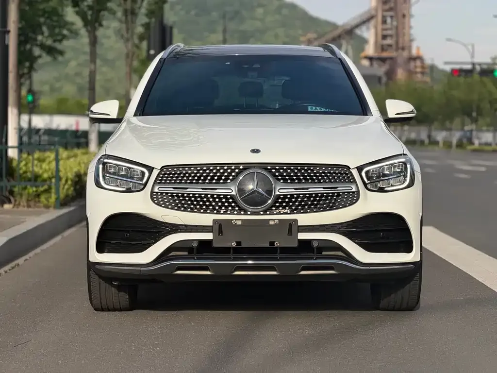 Mercedes-Benz GLC — фото 10