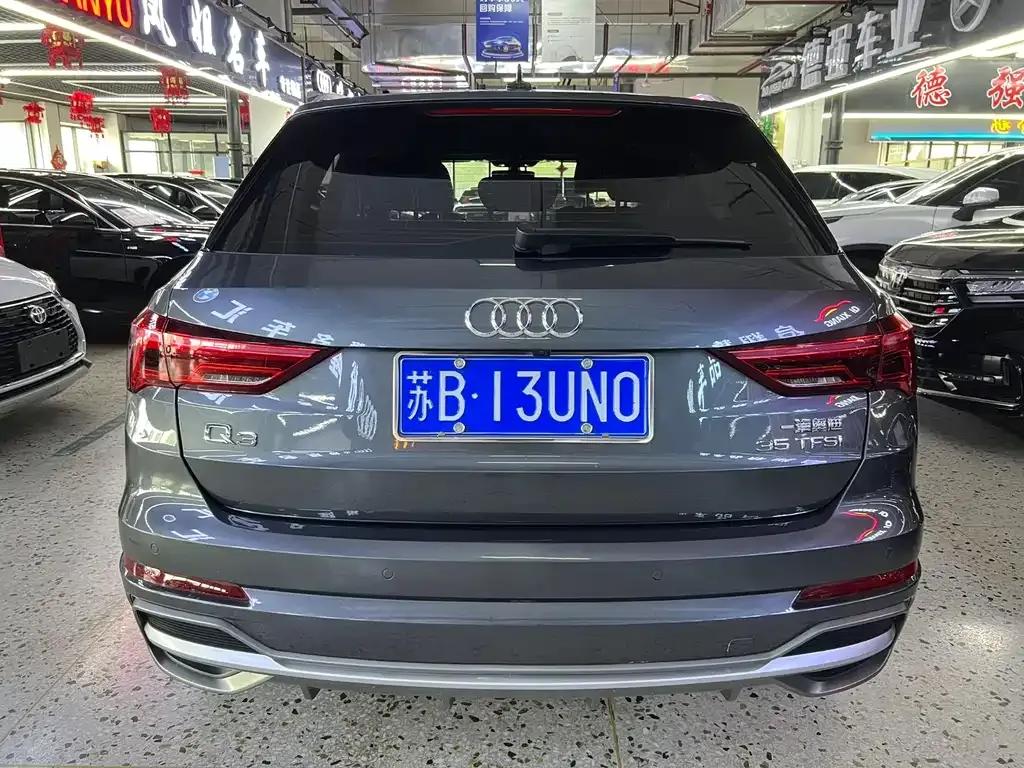Audi Q3 — фото 10