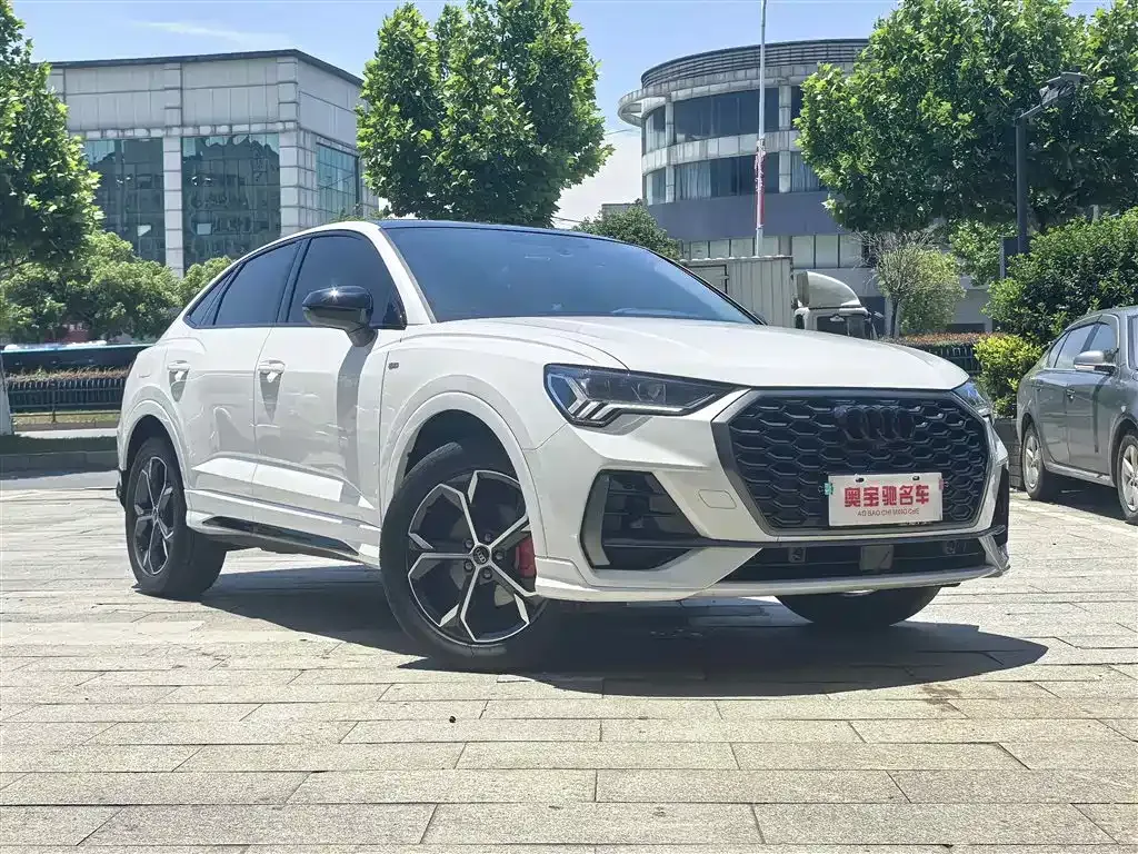 Audi Q3 Sportback — фото 9