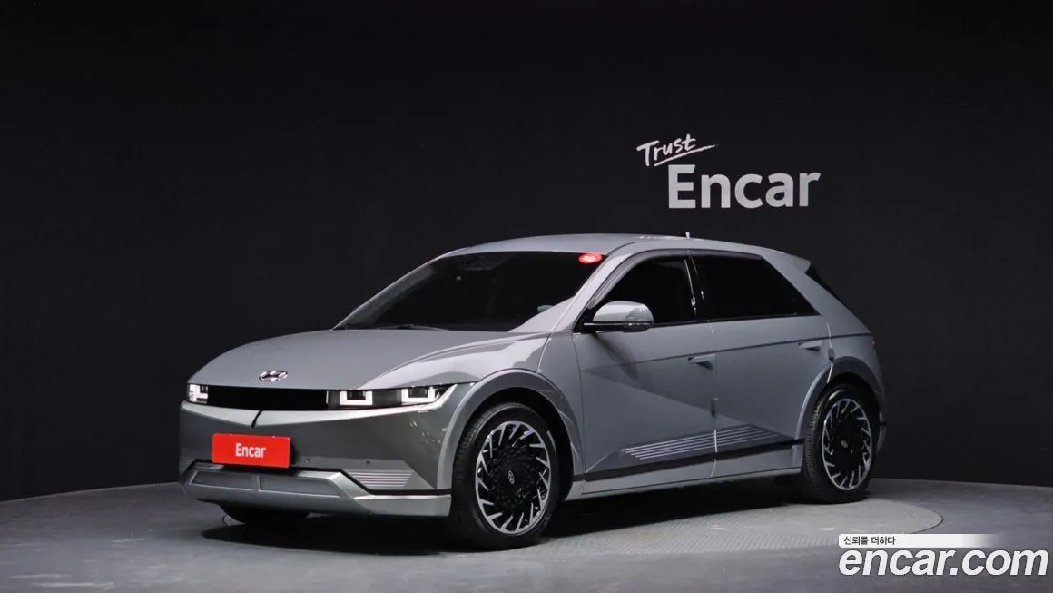 Hyundai Ioniq5 — фото 1