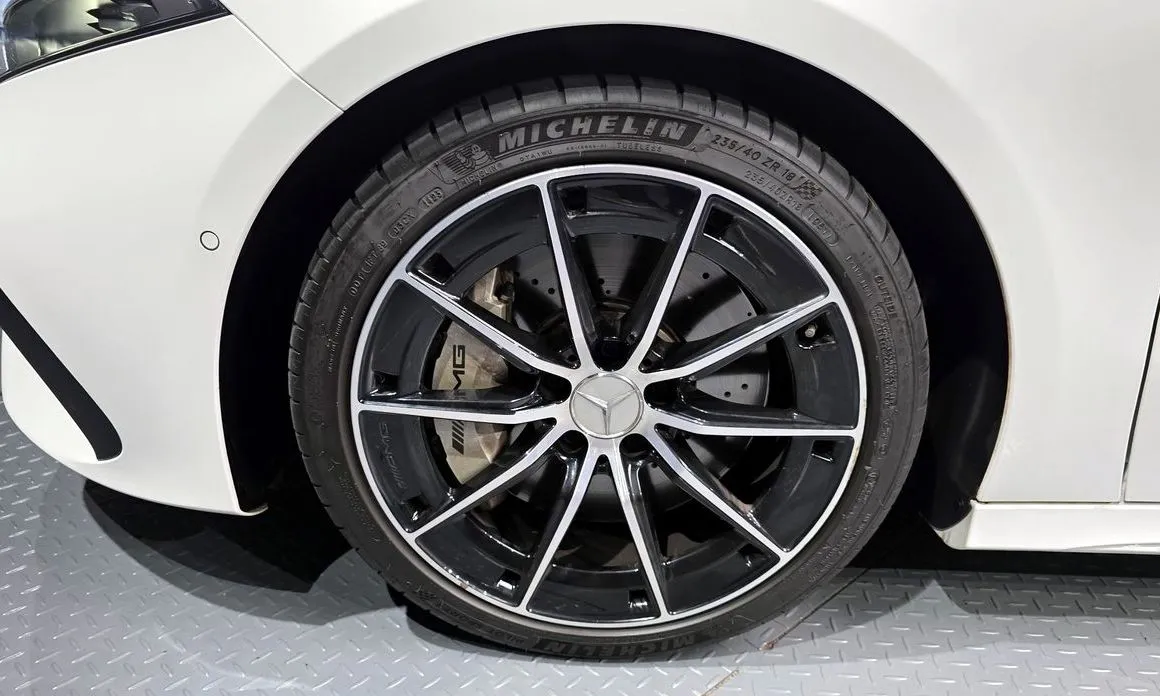 Mercedes-Benz A-Class 2024 из KR, фото 2
