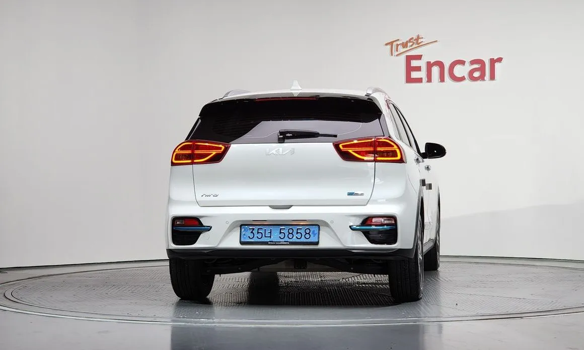 Kia Niro — фото 2