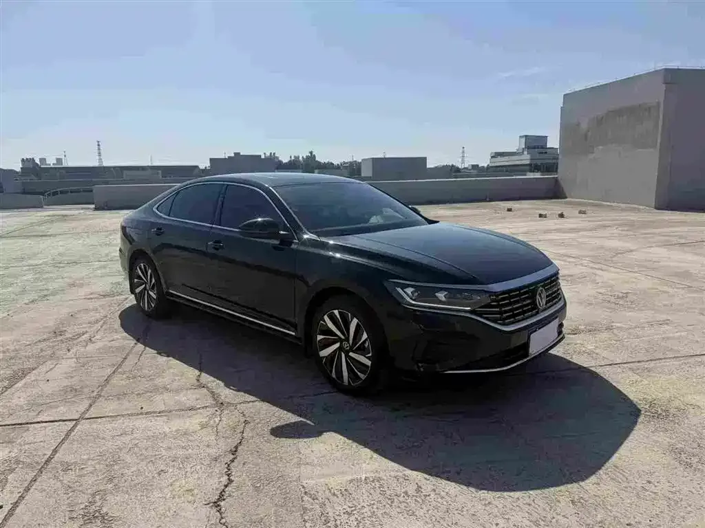 Volkswagen Passat — фото 9