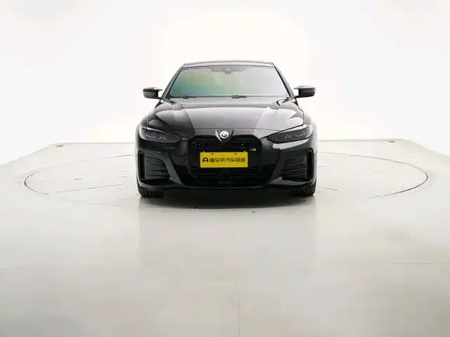BMW i4 2025 из CN, фото 4