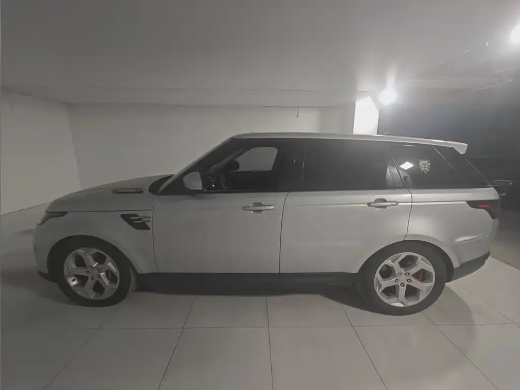 Land Rover Sport PHEV 2021 из CN, фото 2