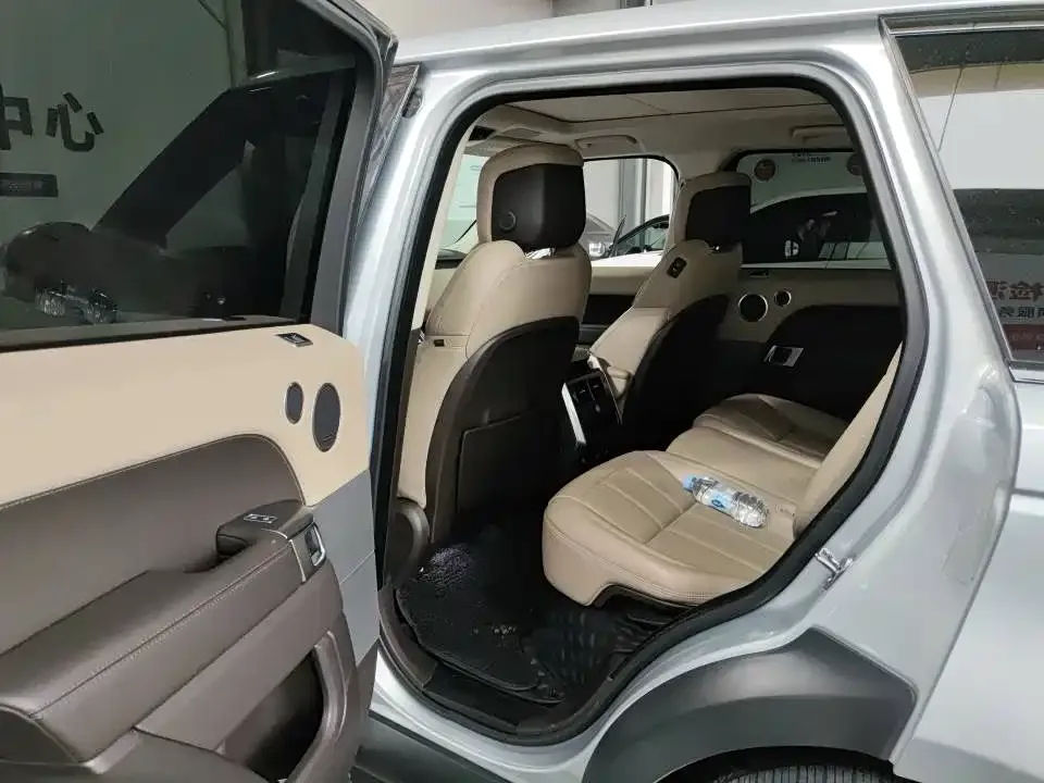 Land Rover Sport PHEV 2021 из CN, фото 7