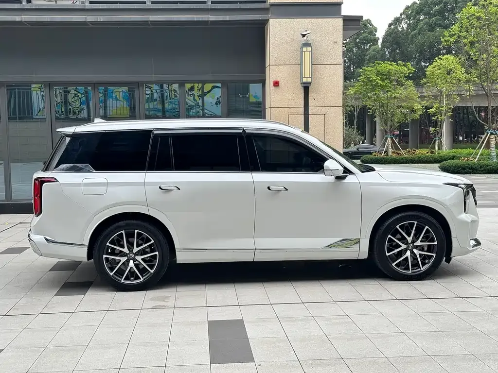 GAC Motor Trumpchi GS8 — фото 4