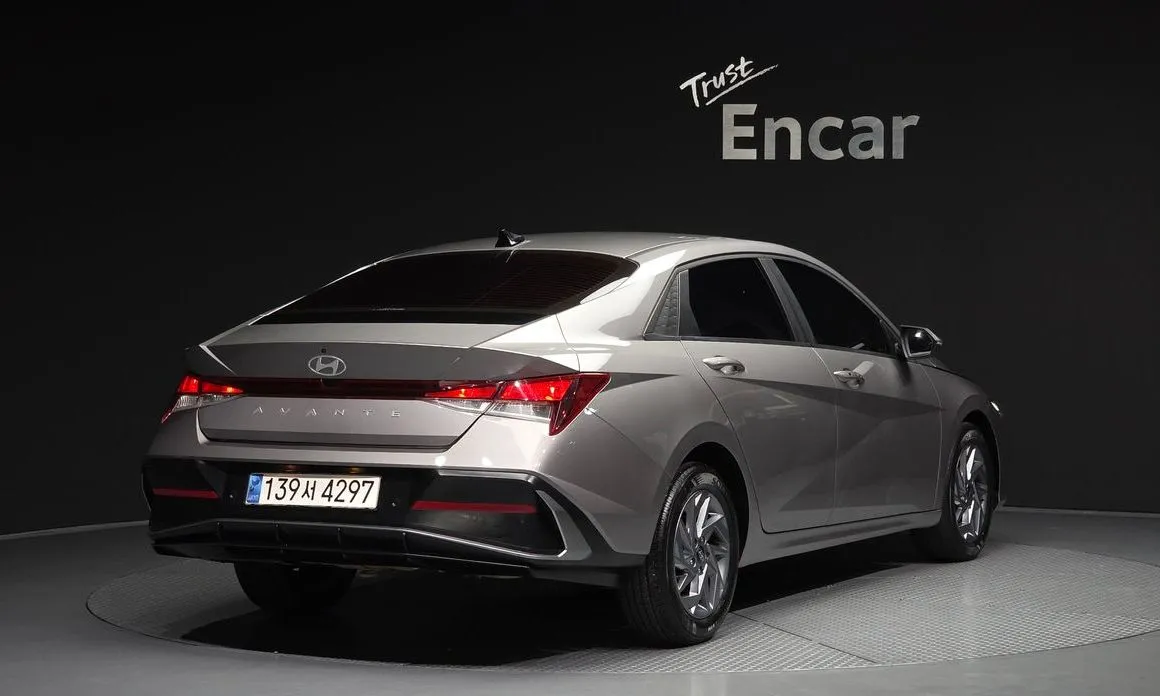 Hyundai AVANTE — фото 5