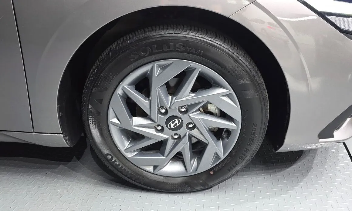 Hyundai AVANTE — фото 6