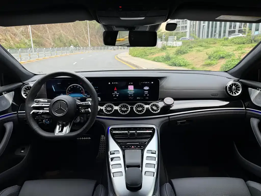 Mercedes-Benz AMG GT — фото 5