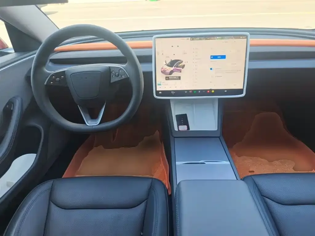 Tesla Model 3 — фото 2