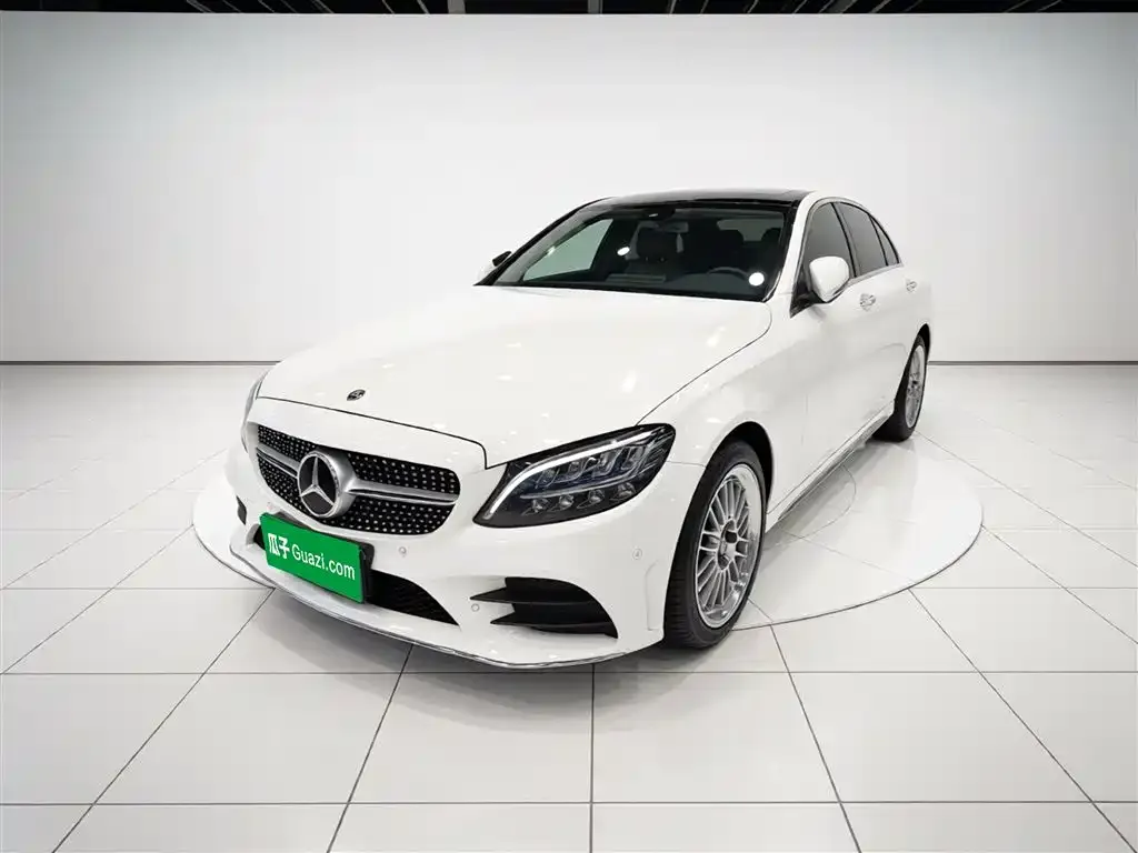 Mercedes-Benz C-Class — фото 1