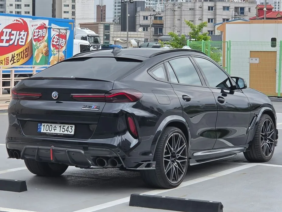 BMW X6M 2023 из KR, фото 8