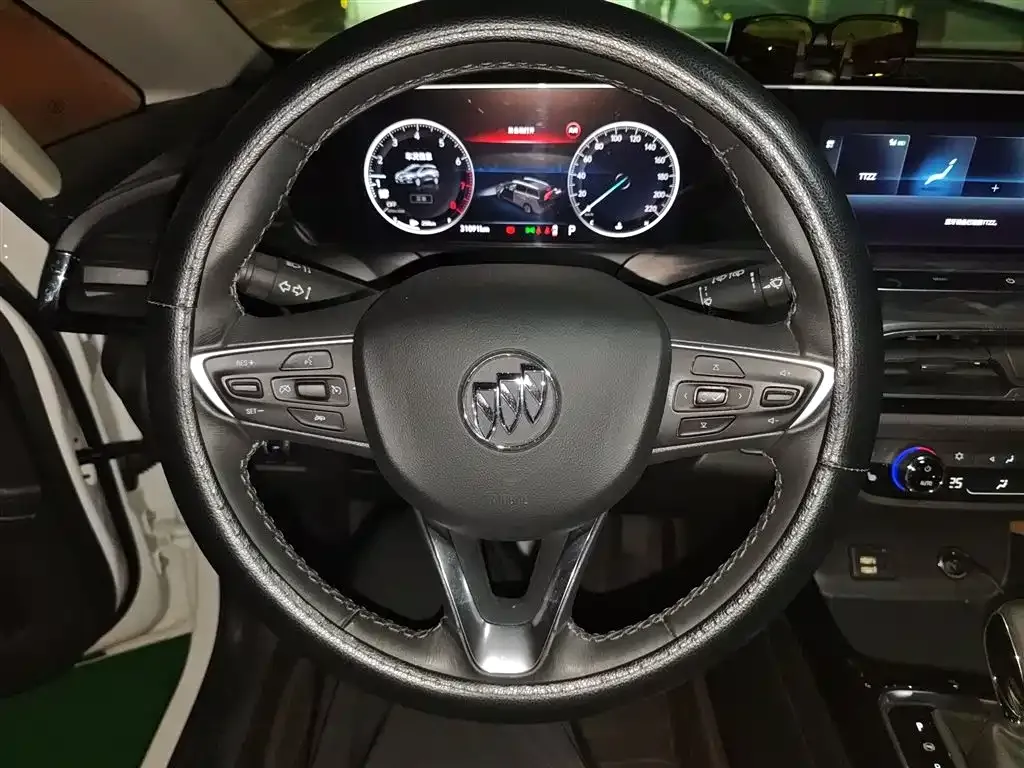 Buick GL6 2022 из CN, фото 7