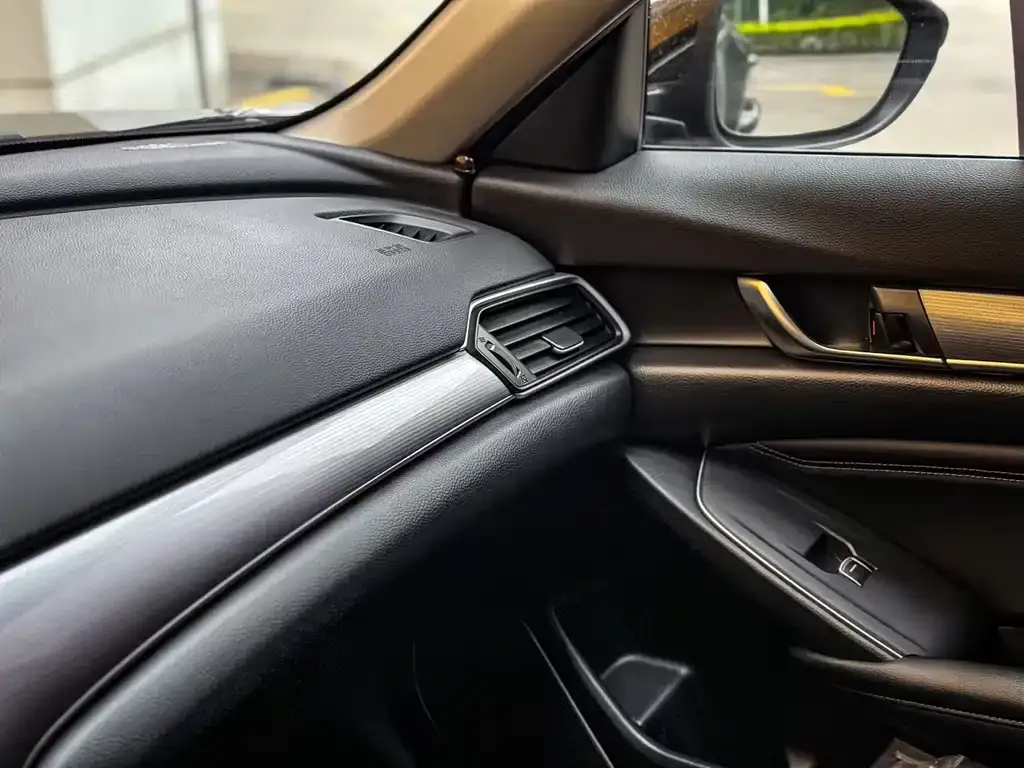 Honda Accord — фото 5