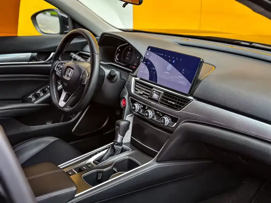 Honda Accord — фото 2