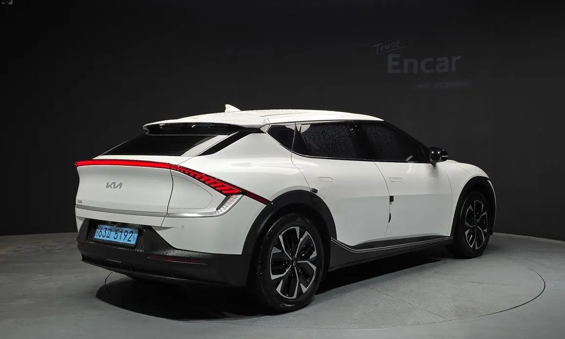 Kia EV6 — фото 3