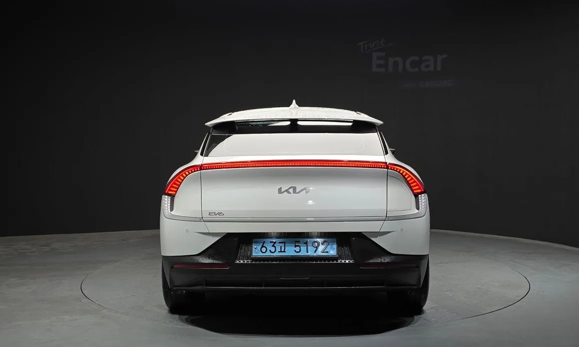 Kia EV6 — фото 2