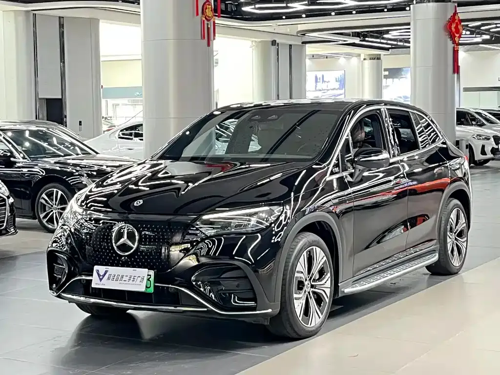 Mercedes-Benz EQE SUV