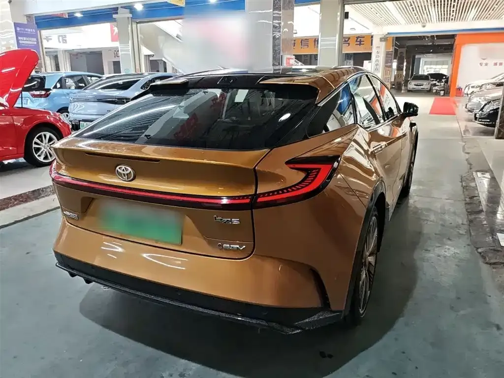 Toyota bZ5 2025 из CN, фото 9