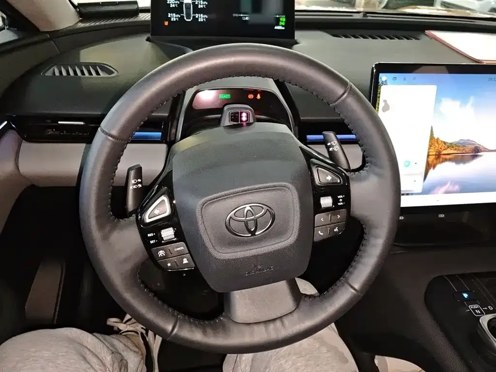 Toyota bZ5 2025 из CN, фото 4