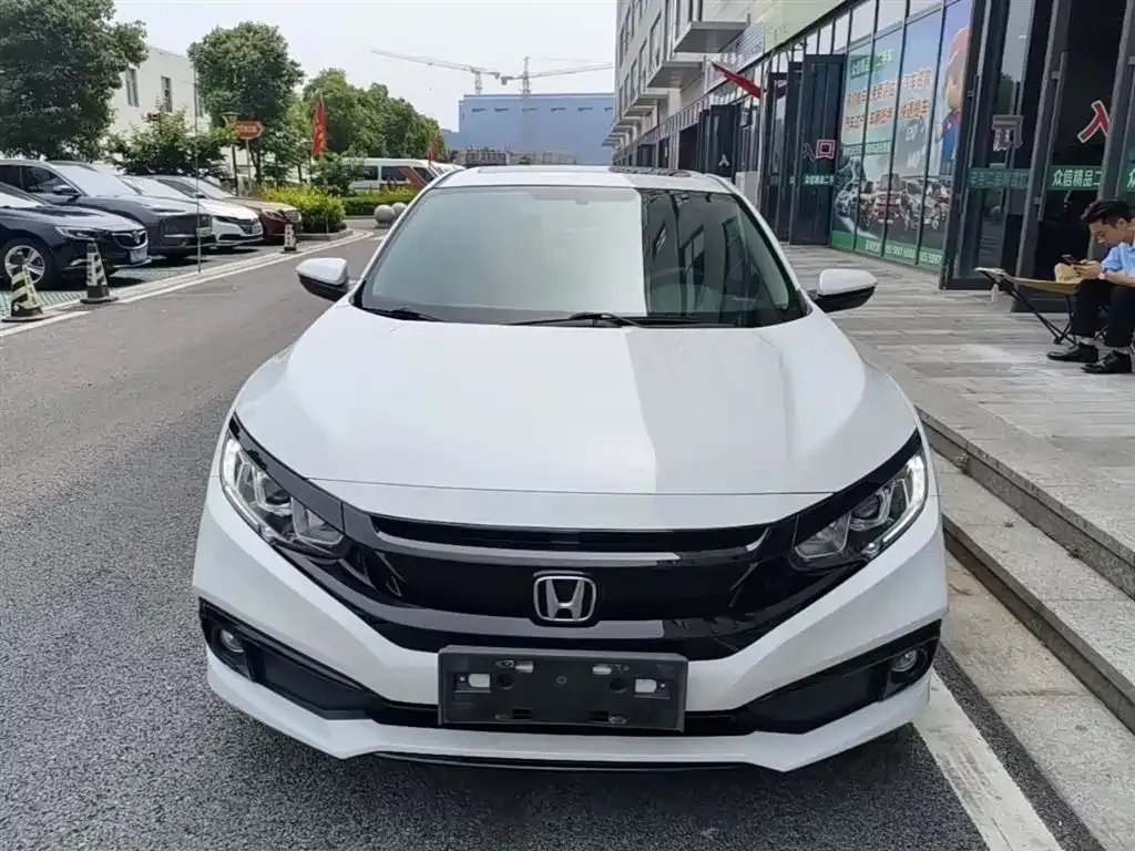 Honda Civic — фото 7