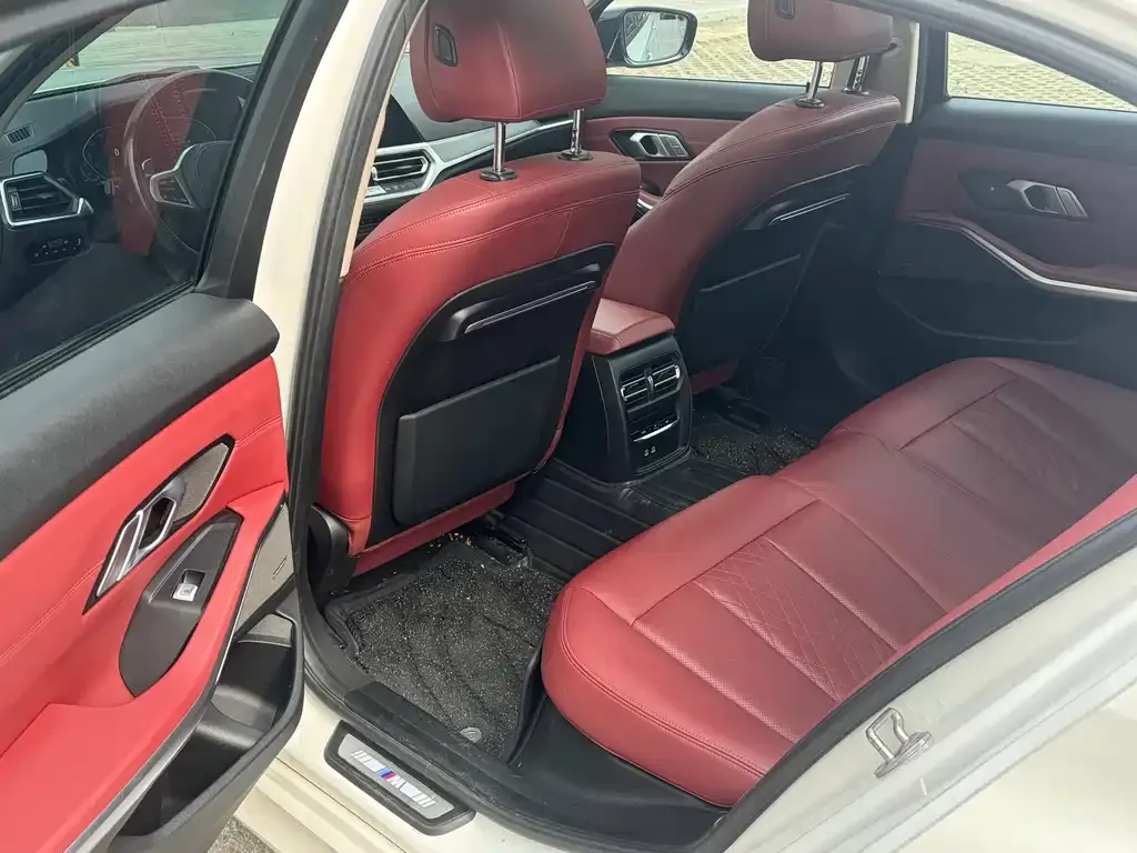 BMW 3 Series 2022 из CN, фото 7