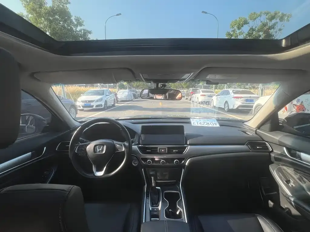 Honda Accord — фото 2