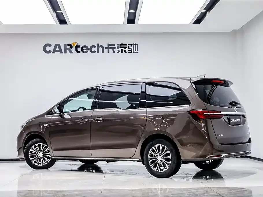 Buick GL8 2024 из CN, фото 6