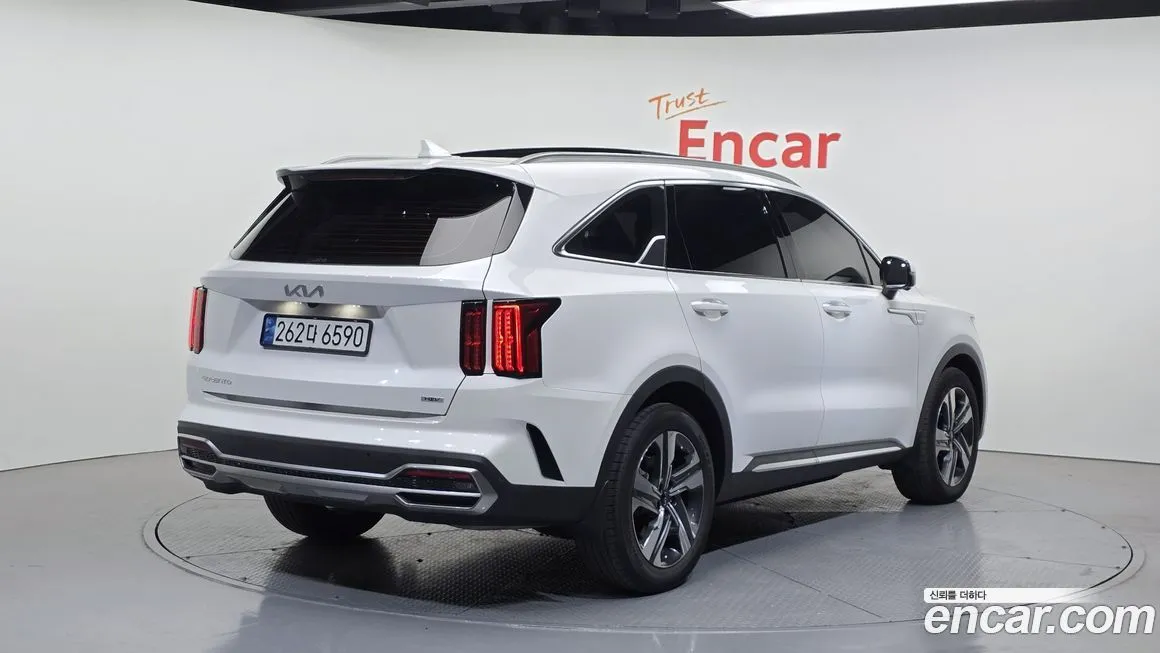 Kia Sorento — фото 5