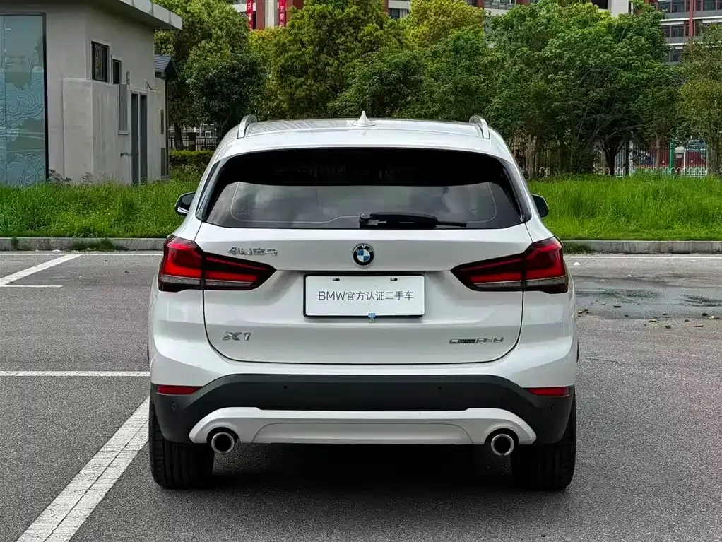 BMW X1 — фото 6