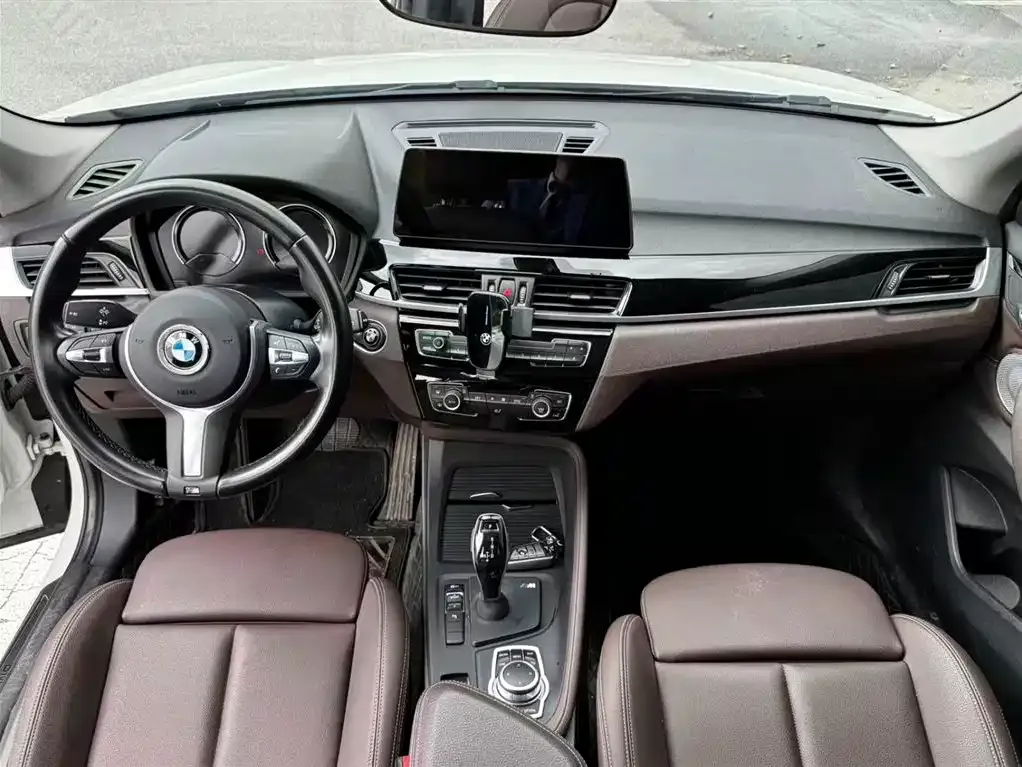 BMW X1 — фото 2