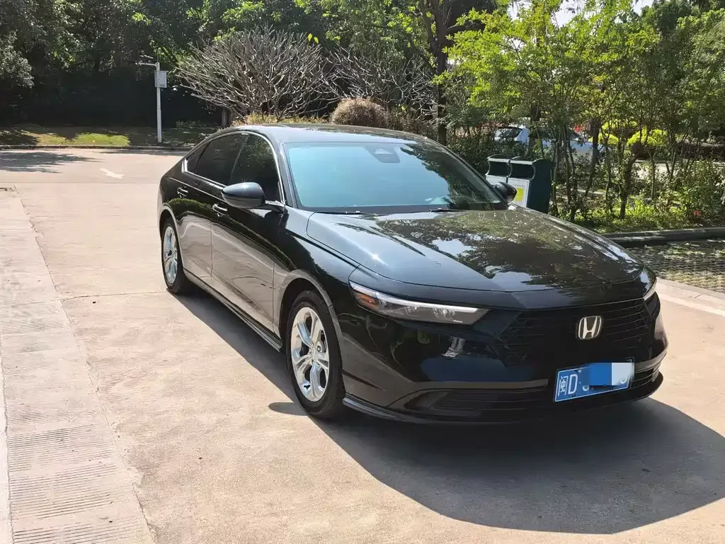 Honda Accord — фото 6