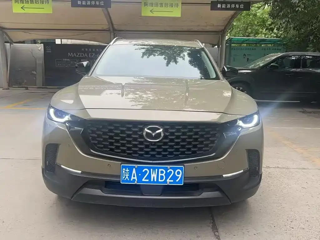 Mazda CX-50 2023 из CN, фото 2