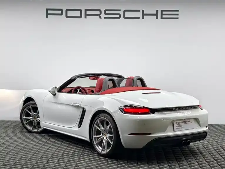 Porsche 718 — фото 4