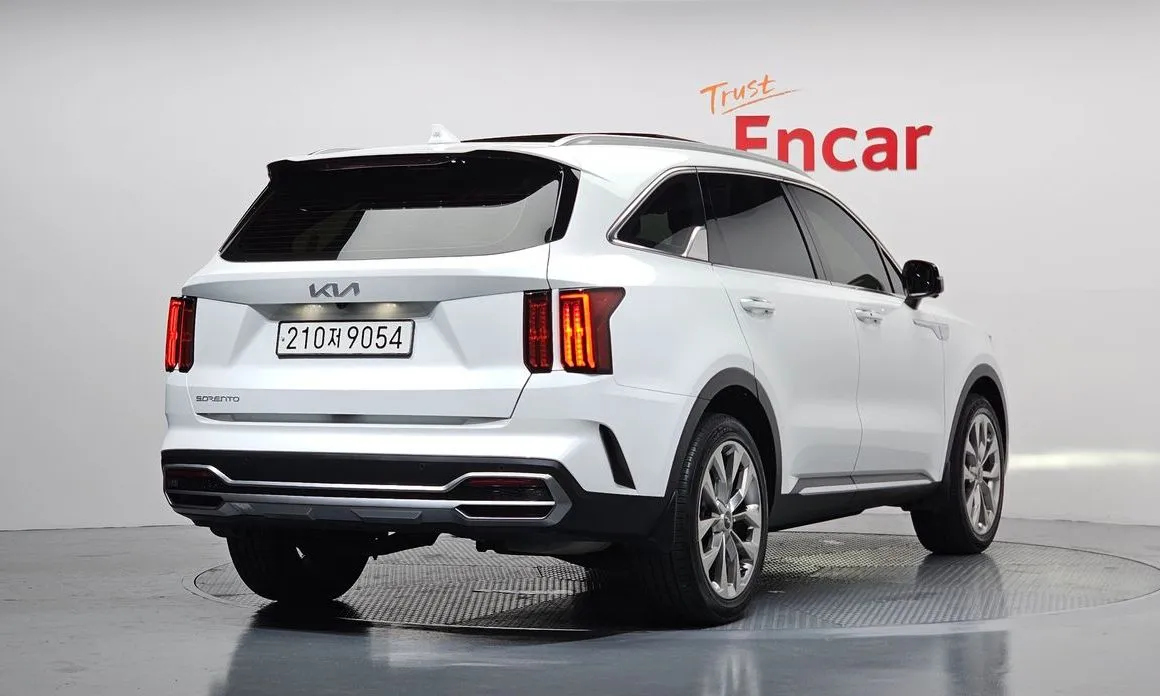 Kia Sorento — фото 10
