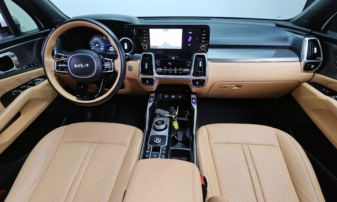 Kia Sorento — фото 8