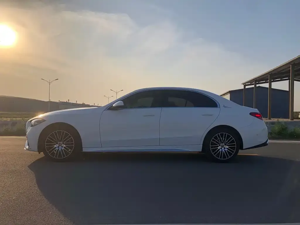 Mercedes-Benz C-Class 2025 из CN, фото 4
