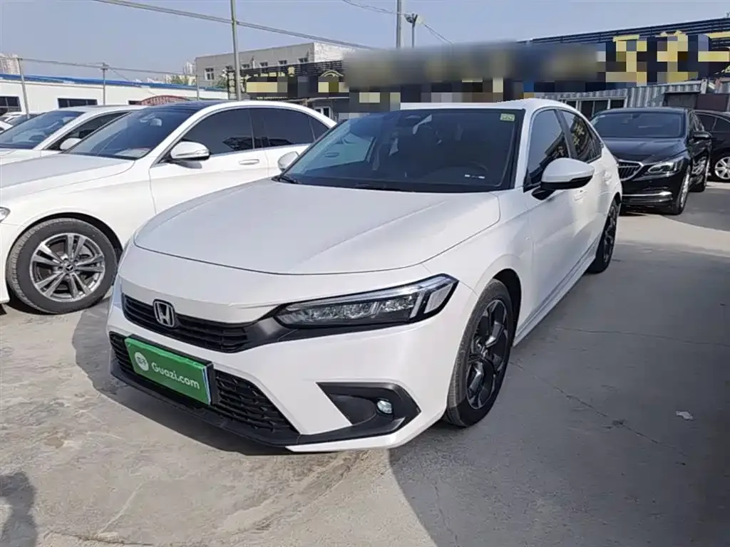 Honda Civic — фото 1