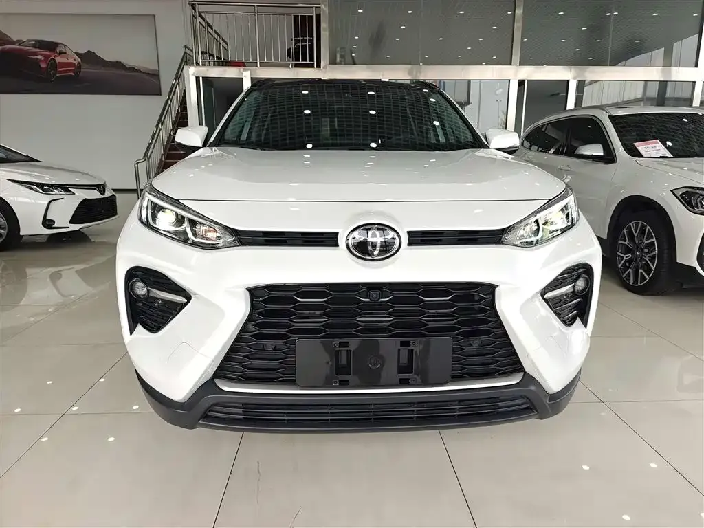 Toyota Wildlander — фото 2